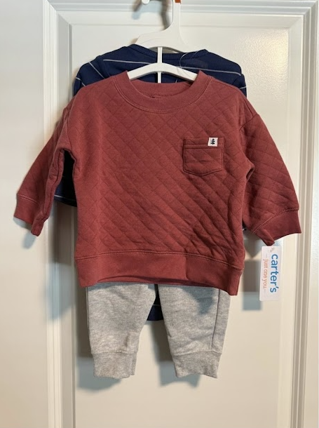 š§ø Carterās Quilted Sweatshirt & Pants Set ā 2 Piece (6M & 9M)