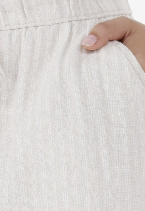 Time and Tru Women’s Linen Blend Pull-On Shorts ✨