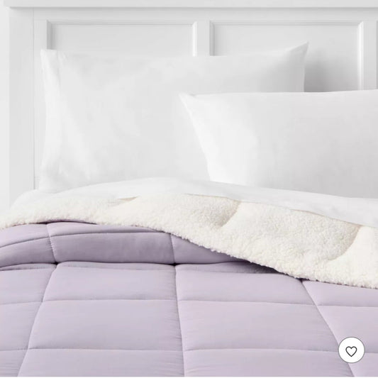 Room Essentials™ Faux Shearling Washed Microfiber Reversible Comforter – Full/Queen 🛏️✨