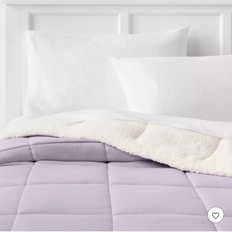 Room Essentials™ Faux Shearling Washed Microfiber Reversible Comforter – Full/Queen 🛏️✨