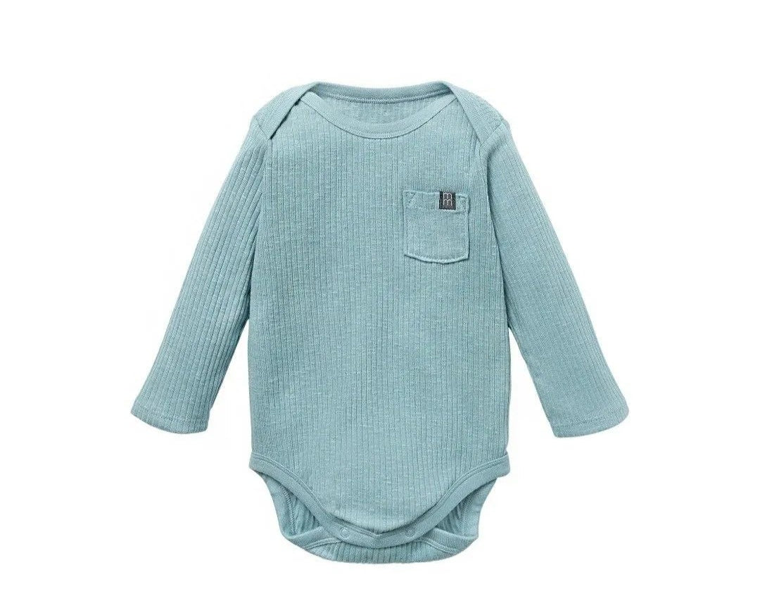 🧸 “Cool & Cuddly” Baby Essentials Bundle (Size: 6M)