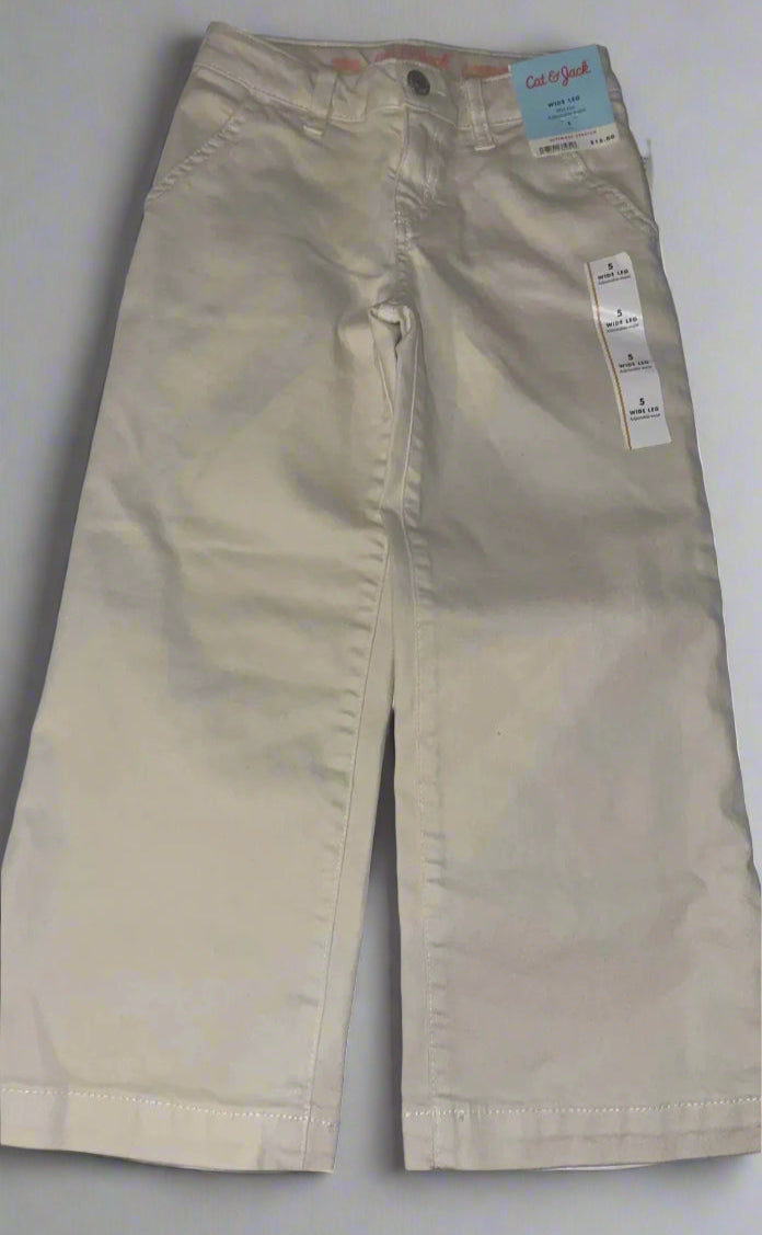 🌟 5T Girls’ Everyday Style – 5‑Piece Bundle